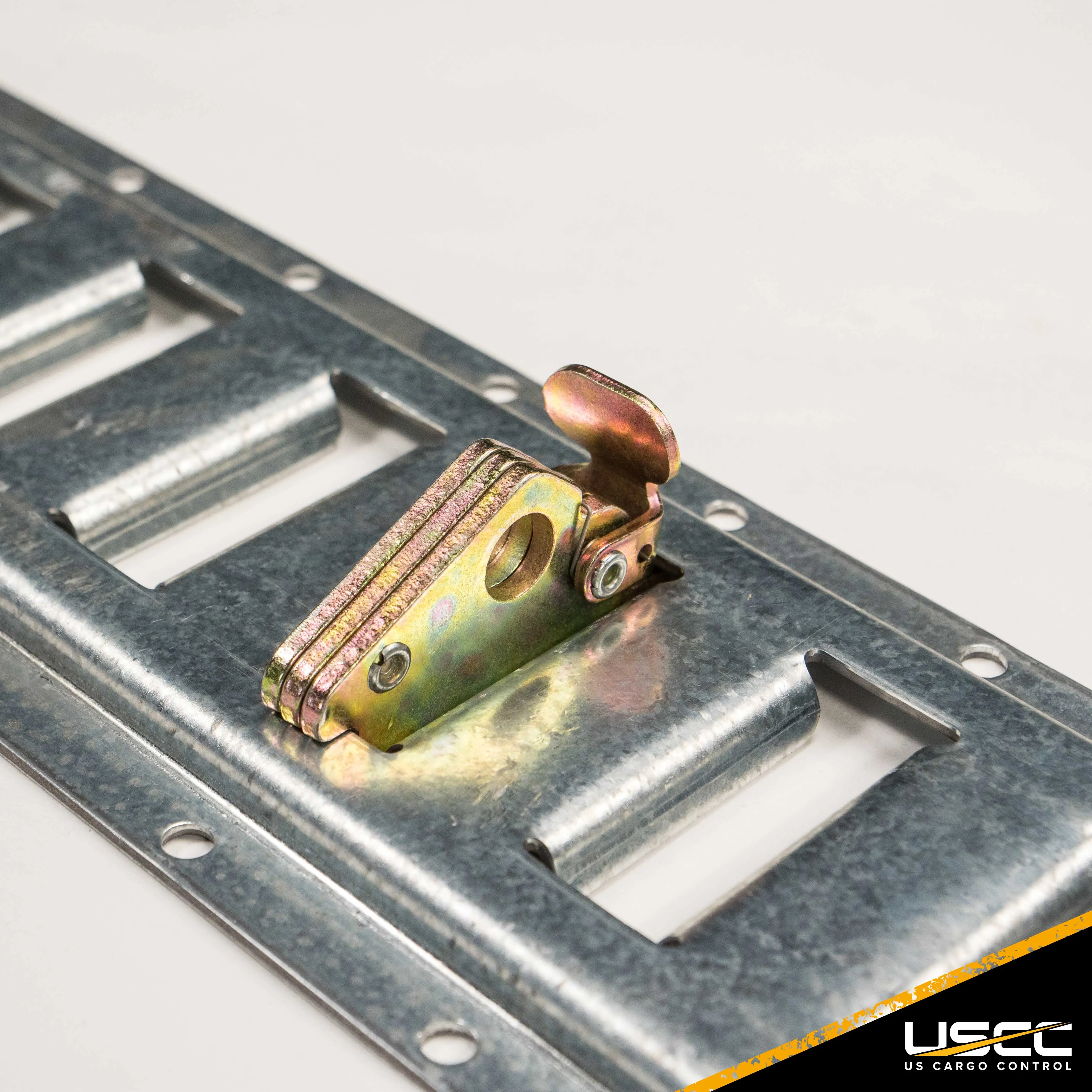 E Track Tie Down Heavy Duty without Round Ring | 6,000 lbs. BS