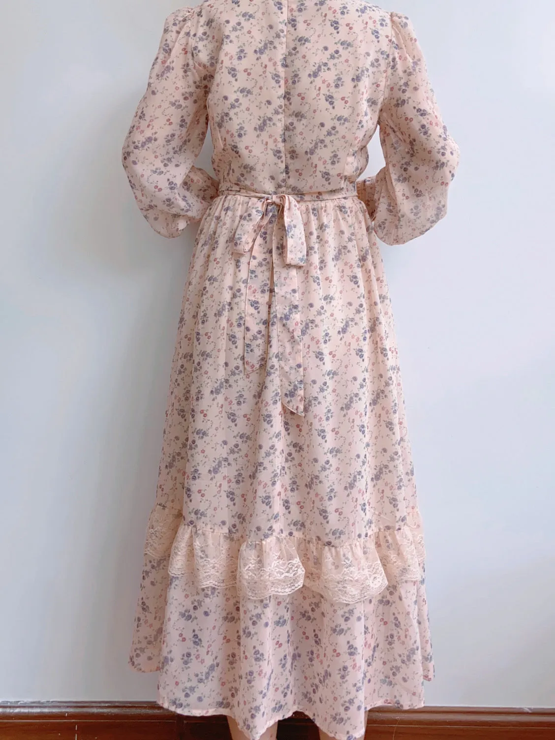 Floral Vampire Neck Midi Dress