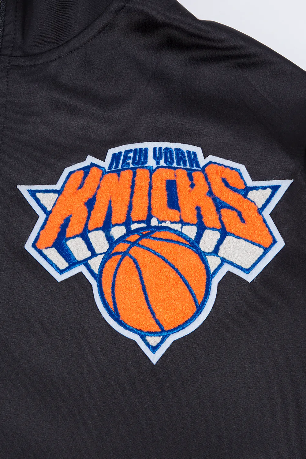 NBA NEW YORK KNICKS CLASSIC MEN'S DK TRACK JACKET (BLACK)