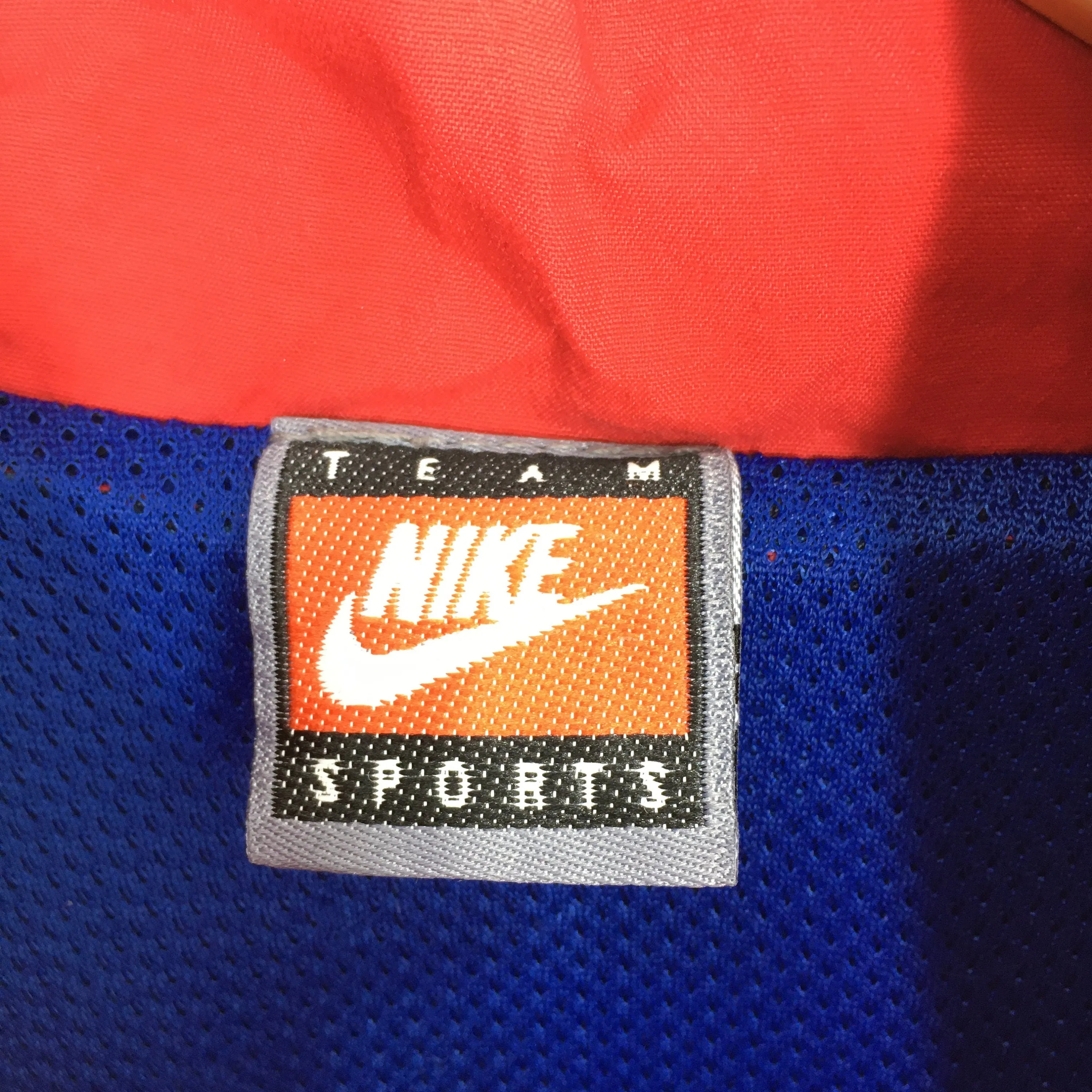Nike Windbreaker Swoosh Jacket Large