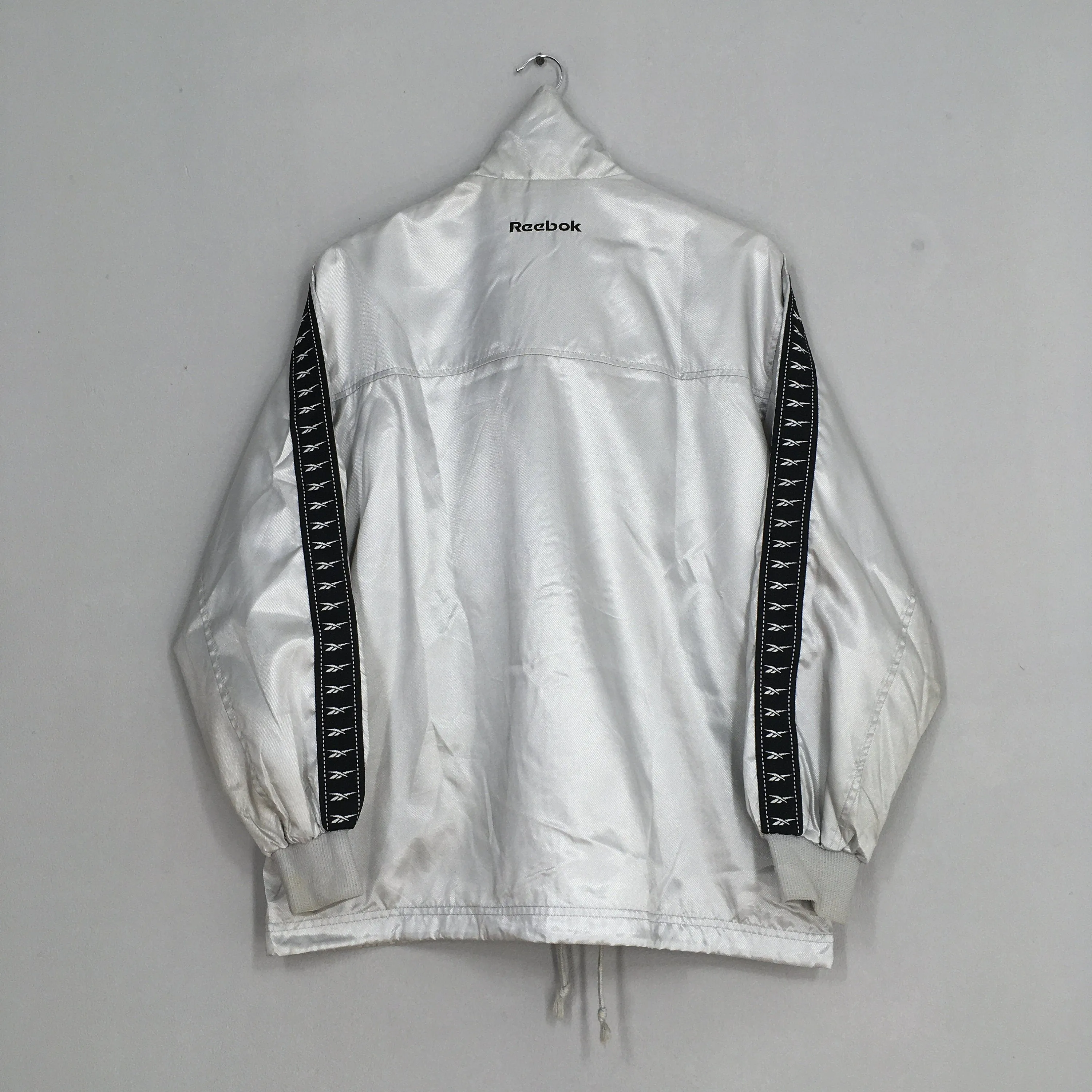 Reebok Sports Windbreaker Jacket Medium