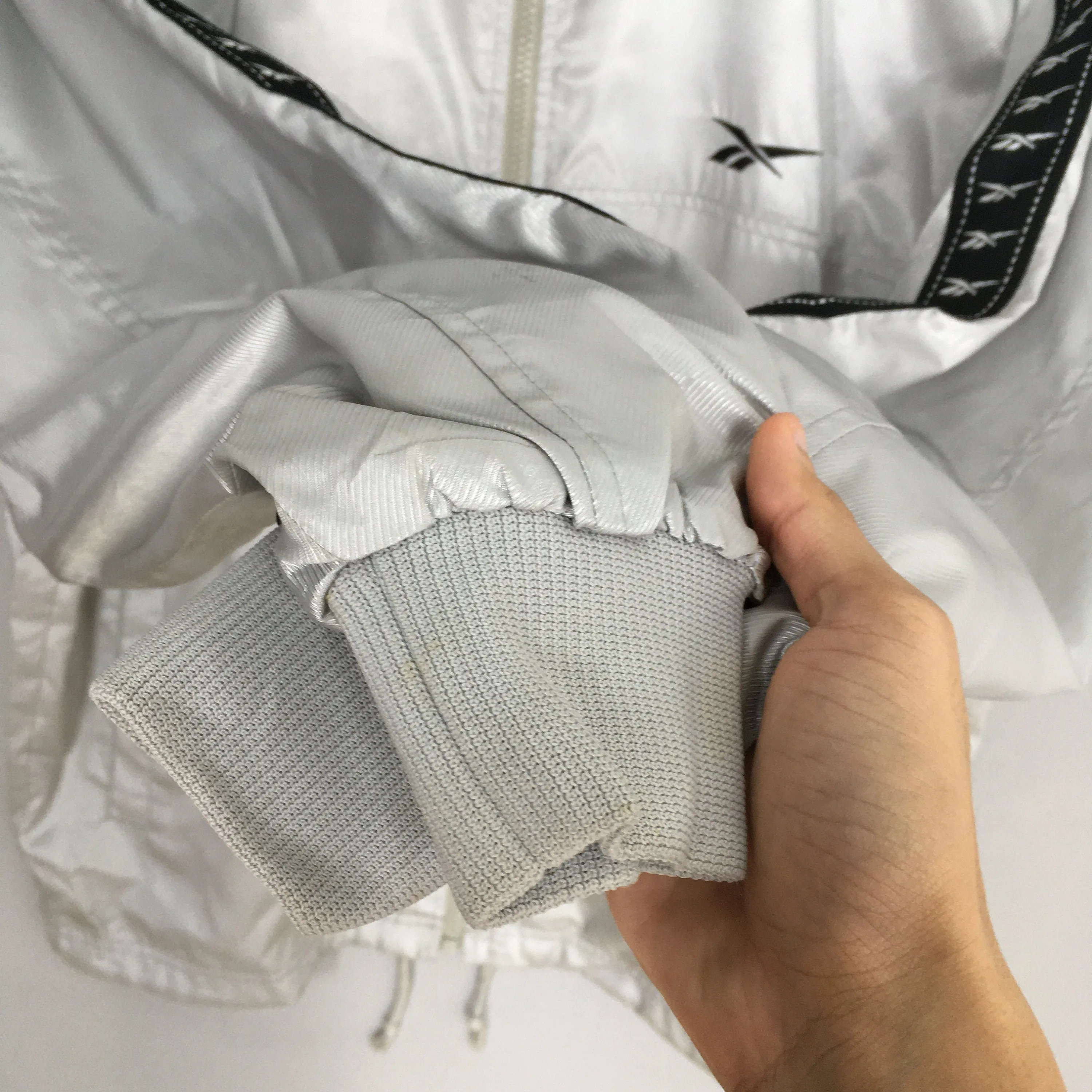 Reebok Sports Windbreaker Jacket Medium